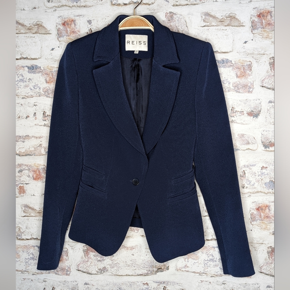 REISS UK Single button Single Breasted Blazer 2 double slit faux pockets USA2